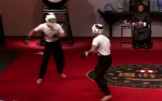 “格斗界英雄重返擂台，期待一战成名！”