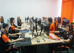 包含《电竞选手的黄金年龄：25岁是否真的老了？》的词条