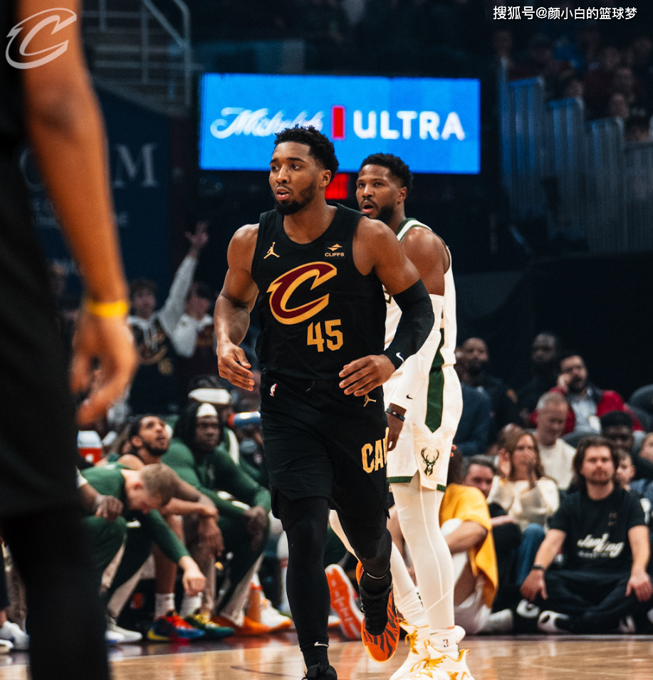 米兰官方网站-利拉德71分！超越米切尔成现役单场最高分的简单介绍