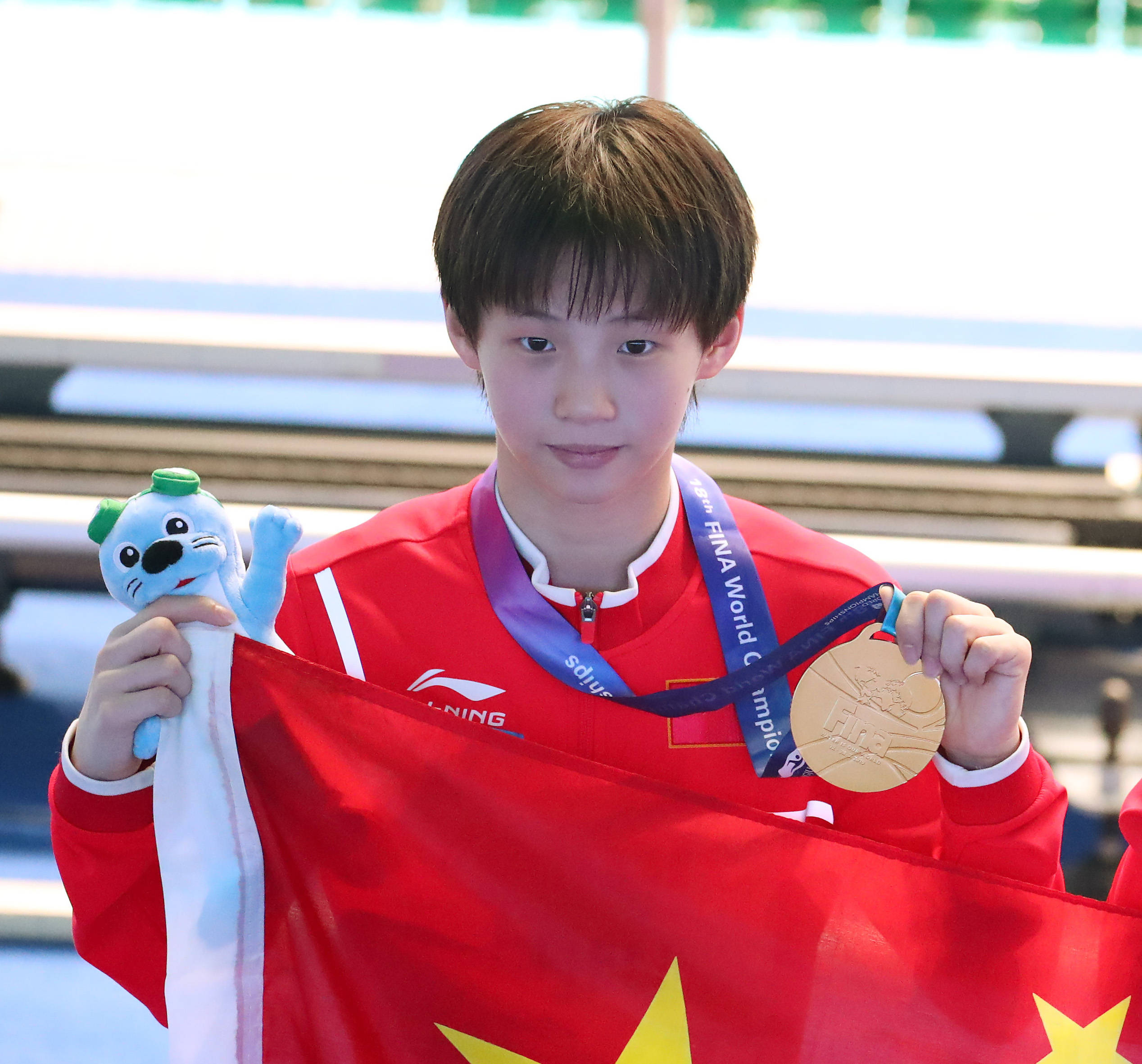 米兰官网-“国家游泳队选手备战国际大赛，信心满满！”