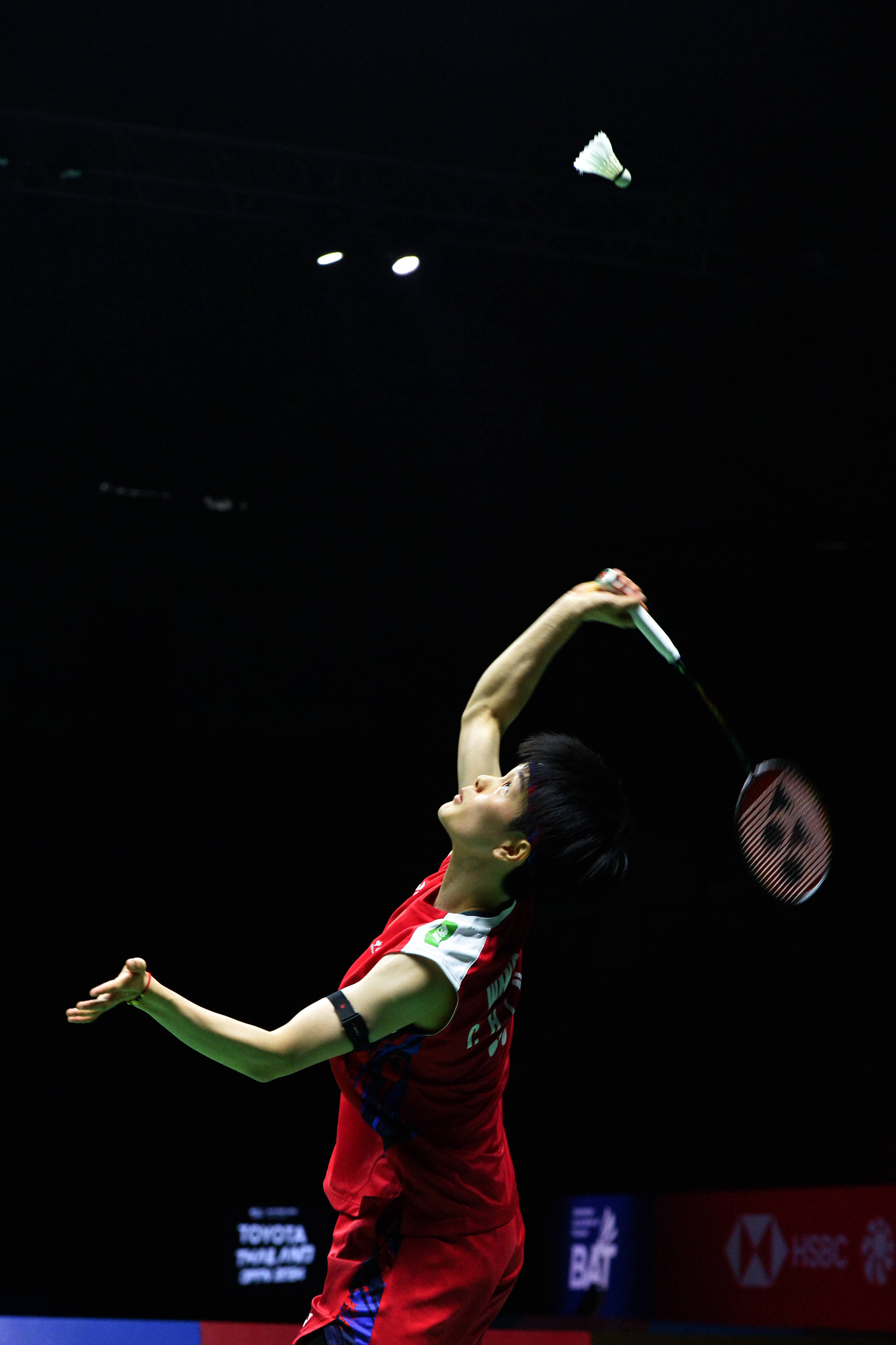 米兰app-“校园羽毛球赛：年轻选手展现精湛技艺！”